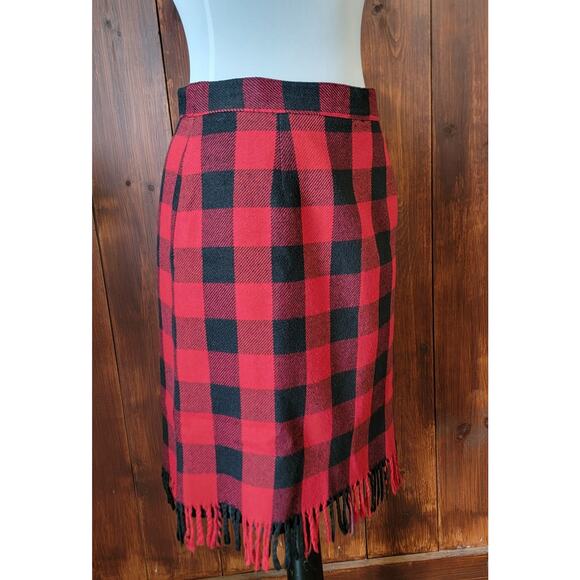 Vintage Savion Women 6P Buffalo Plaid Fringe Skirt Red Black Checkered Wool Chic - Picture 8 of 10
